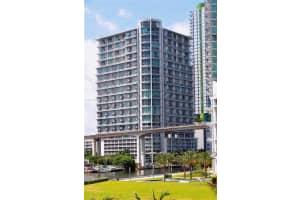 690 SW 1st Ct, Miami, FL 33130, Sold 04/18/25