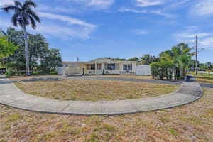 601 NW 37th St, Pompano Beach, FL 33064, Sold 08/06/24