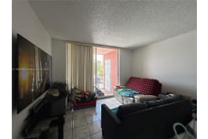 19701 SW 114th Ave Apt 269-14, Miami, FL 33157, Sold 08/01/24