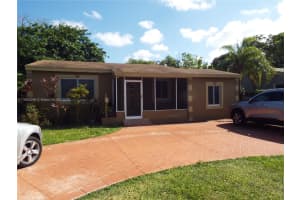 2510 Wiley St, Hollywood, FL 33020, Sold 02/11/25