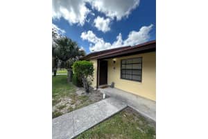 472 Glenwood Dr #472, West Palm Beach, FL 33415, Sold 06/26/24