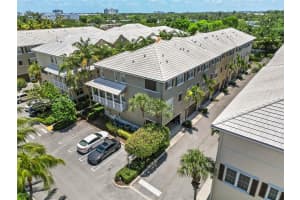 106 W Coda Cir, Delray Beach, FL 33444, Sold 08/15/24