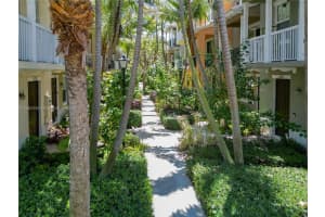 106 W Coda Cir, Delray Beach, FL 33444, Sold 08/15/24