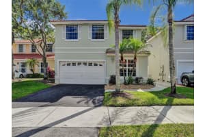820 Garnet Cir, Weston, FL 33326, Sold 11/18/24