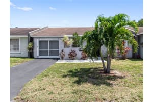 5482 Lakewood Cir S, Margate, FL 33063, Sold 07/22/24
