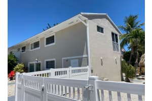 916 Red Bird Rd, Key Largo, FL 33037, Sold 02/28/25
