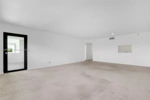 3200 Port Royale Dr N, Fort Lauderdale, FL 33308, Sold 07/11/24