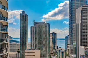 55 SW 9th St Apt 2703, Miami, FL 33130, Sold 01/24/25