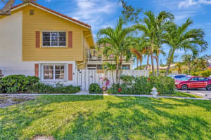 237 Seabreeze Cir, Jupiter, FL 33477, Sold 06/21/24