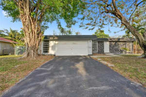 7800 NW 66th Terrace, Tamarac, FL 33321, Sold 08/26/24