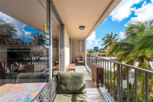 7921 Byron Ave APT 405, Miami Beach, FL 33141, Sold 10/02/24