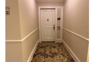 16135 Emerald Estates Dr APT 462, Weston, FL 33331, Sold 07/22/24