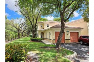 2421 Centergate Dr APT 101, Miramar, FL 33025, Sold 07/31/24