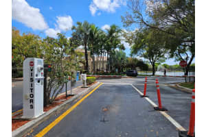 2421 Centergate Dr APT 101, Miramar, FL 33025, Sold 07/31/24