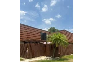 11886 SW 8th Ct, Davie, FL 33325, Sold 07/24/24