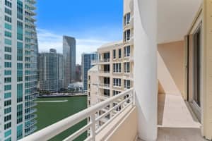 888 Brickell Key Dr APT 2701, Miami, FL 33131, Sold 10/28/24