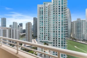 888 Brickell Key Dr APT 2701, Miami, FL 33131, Sold 10/28/24