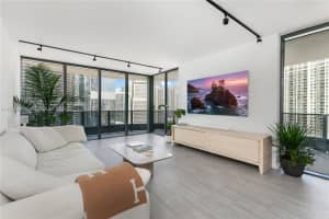 1000 Brickell Plaza Unit 2815, Miami, FL 33131, Sold 07/31/24
