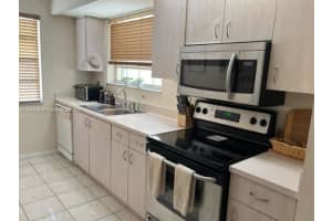 2203 SE 27th Dr 102 a, Homestead, FL 33035, Sold 10/04/24
