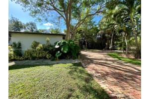 7531 SW 63rd Ct, South Miami, FL 33143, Sold 11/04/24