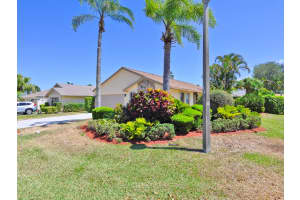 2622 NW 13th St, Delray Beach, FL 33445, Sold 09/10/24