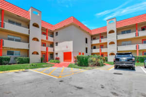 3001 Sunrise Lakes Dr W #203, Sunrise, FL 33322, Sold 01/30/25