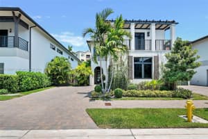 8175 NW 48th Terrace, Doral, FL 33166, Sold 01/16/25