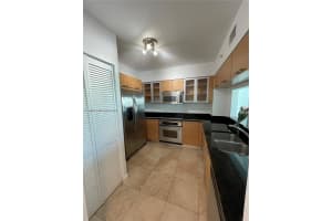 31 SE 5th St APT 1501, Miami, FL 33131, Sold 06/27/24