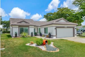 10601 NW 71st Ct, Tamarac, FL 33321, Sold 06/25/24