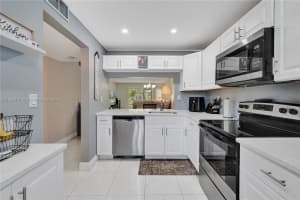 3772 Inverrary Blvd APT 107, Lauderhill, FL 33319, Sold 10/31/24