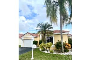 325 Somerset Way, Weston, FL 33326, Sold 06/06/24