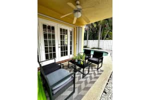 325 Somerset Way, Weston, FL 33326, Sold 06/06/24