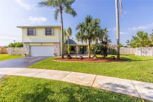 14600 Kirsten Ct, Davie, FL 33325, Sold 07/10/24