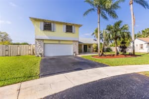 14600 Kirsten Ct, Davie, FL 33325, Sold 07/10/24