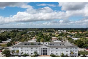 13700 NE 6th Ave APT 315, North Miami, FL 33161, Sold 12/11/24