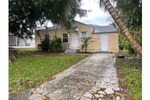 816 Tuscaloosa St, West Palm Beach, FL 33405, Sold 11/08/24