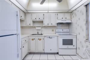 1030 Country Club Dr #101r, Margate, FL 33063, Sold 06/14/24