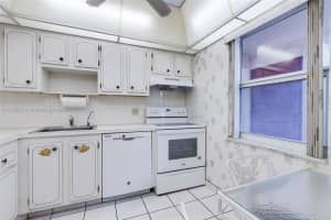 1030 Country Club Dr #101r, Margate, FL 33063, Sold 06/14/24