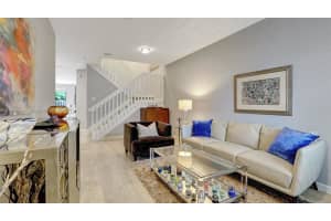 6604 S Anise Ct, Davie, FL 33314, Sold 07/01/24