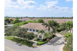 185 SW 6th Pl, Pompano Beach, FL 33060, Sold 06/21/24
