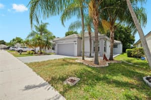 Lake Park Cir W, Davie, FL 33328, Sold 06/18/24