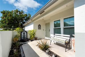 20758 NW 3rd Ct, Pembroke Pines, FL 33029, Sold 07/12/24