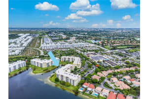 10700 NW 66th St APT 309, Doral, FL 33178, Sold 08/12/24