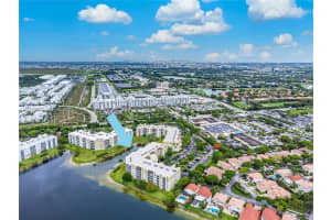 10700 NW 66th St APT 309, Doral, FL 33178, Sold 08/12/24