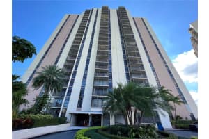 20379 W Country Club Dr APT 2531, Aventura, FL 33180, Sold 08/30/24