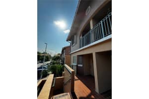 10026 Hammocks Blvd Apt 202-6, Miami, FL 33196, Sold 08/16/24