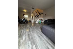 10026 Hammocks Blvd Apt 202-6, Miami, FL 33196, Sold 08/16/24