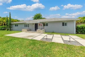 18511 SW 200th St, Miami, FL 33187, Sold 10/08/24
