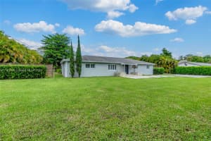 18511 SW 200th St, Miami, FL 33187, Sold 10/08/24