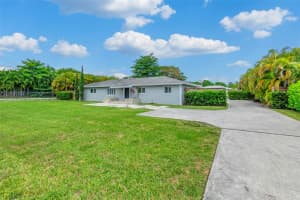 18511 SW 200th St, Miami, FL 33187, Sold 10/08/24